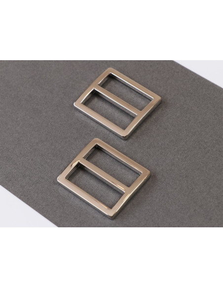 Set di 2 fibbie scorrevoli 28 x 25 mm argento