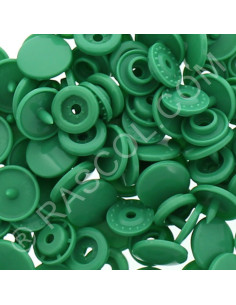 Confezione di 25 bottoni a pressione in resina KAM rotondi - Verde smeraldo