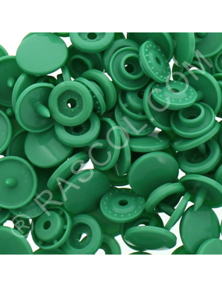 Confezione di 25 bottoni a pressione in resina KAM rotondi - Verde smeraldo