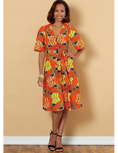 Modello di abito e cintura - Butterick 6654