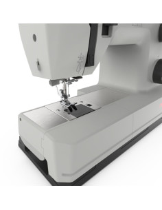 Macchina da cucire Necchi Q132A 2