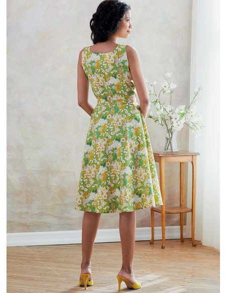 Modello di abito, cintura e borsa - Butterick 6674