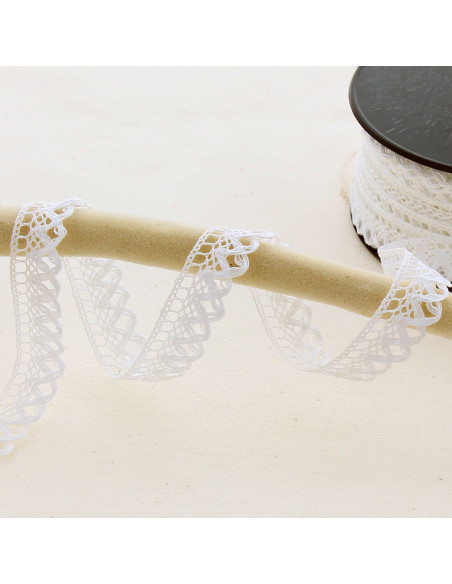 Pizzo smerlato 10mm - Bianco