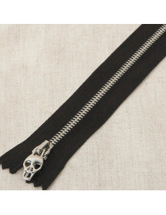 Chiusura satinata metallo lurex teschio - Argento