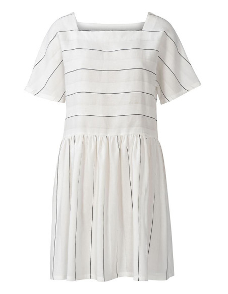 Modello per top e abito - Burda 6117