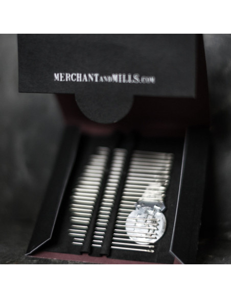 Libretto di 25 aghi da cucito fini Merchant & Mills