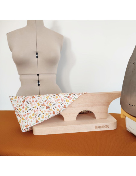 Pressa in legno per pieghe perfette