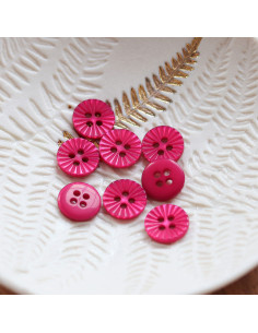 Bottone margherita 4 fori - Fucsia