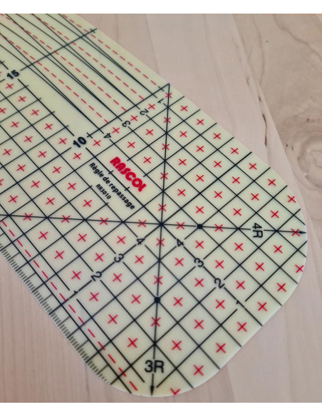 Regola per stirare a caldo per orli 30 x 10 cm