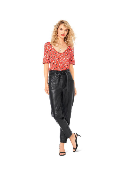 Modello di T-shirt e abito - Burda 6075