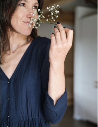 Modello di camicetta o abito Anaé - Atelier Scämmit