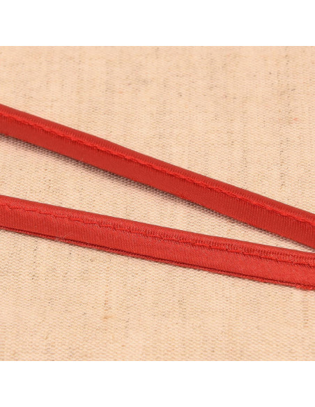 Sbieco in raso - Rosso