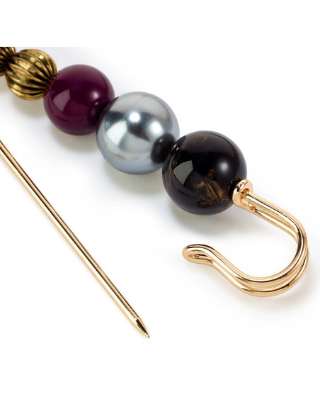 Spilla decorativa con perle nere, argento e bordeaux