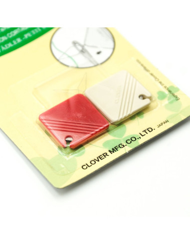 Set di 2 infila-aghi con taglia-fili integrati Clover