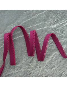 Bordo ripiegato a punto smerlo - Uva