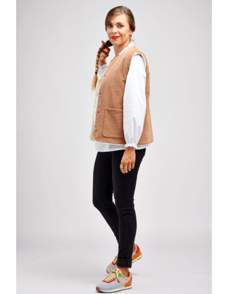 Modello di gilet senza maniche Hathor - I am patterns