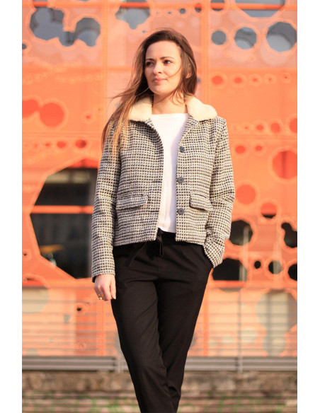 Modello di cappotto Emmanuelle - Cha´ Coud