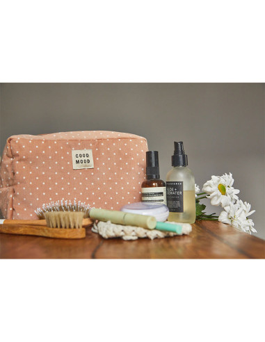 Modello di borsa e trousse da toilette Voyage - Ikatee