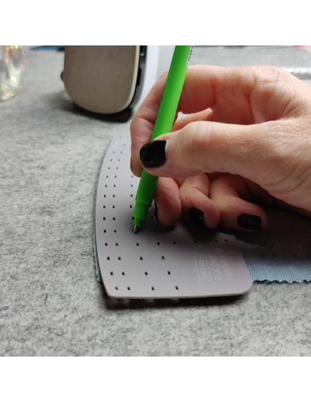 Regola in silicone per orli