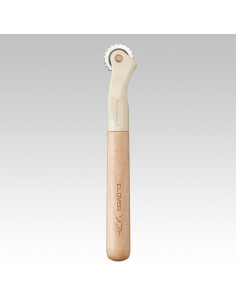 Rotella per tracciare con dentellatura arrotondata e manico in legno Clover