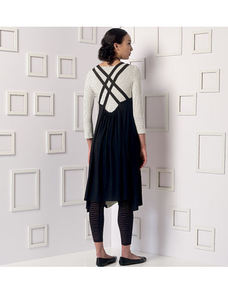 Modello per top, abito e collant - Vogue 9108