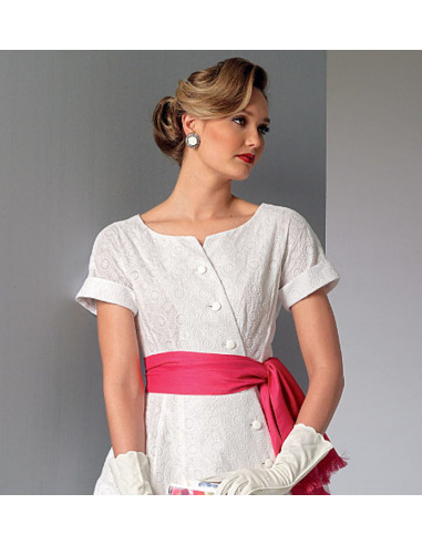 Modello di abito e cintura - Vogue 9105