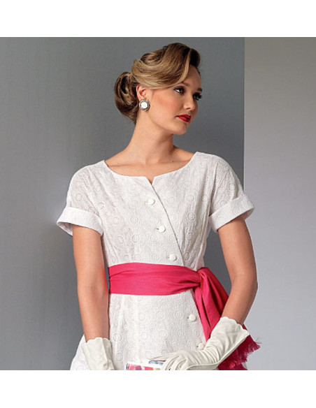 Modello di abito e cintura - Vogue 9105
