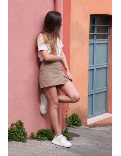 Modello di pantaloncini Erell - Cha´ Coud