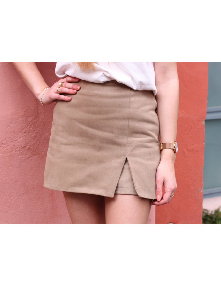 Modello di pantaloncini Erell - Cha´ Coud