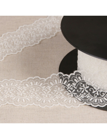 Tulle ricamato tra due - Bianco