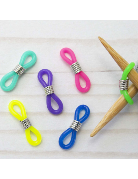 Set di 6 fermamaglie multicolori per ferri da maglia