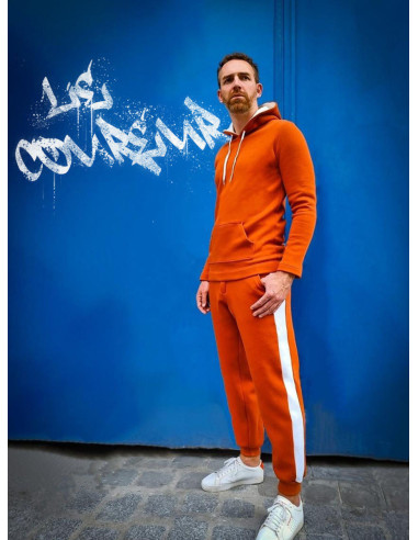 Modello di pantaloni da jogging e pantaloncini da uomo Le Coureur - Les BG