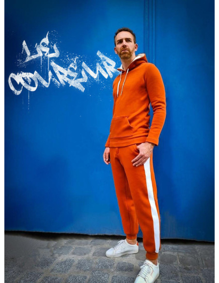 Modello di pantaloni da jogging e pantaloncini da uomo Le Coureur - Les BG