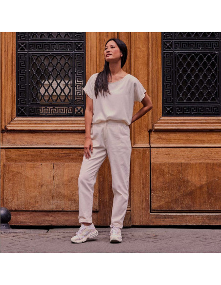 Modello I pantaloni carota - Atelier Brunette