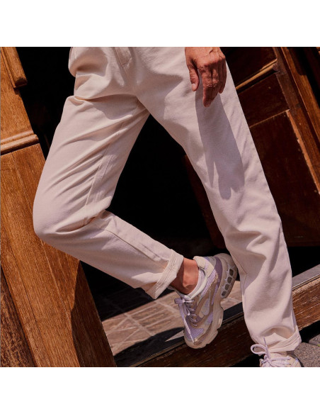 Modello I pantaloni carota - Atelier Brunette