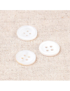 Pulsante conchiglia 4 fori 11 mm - Bianco