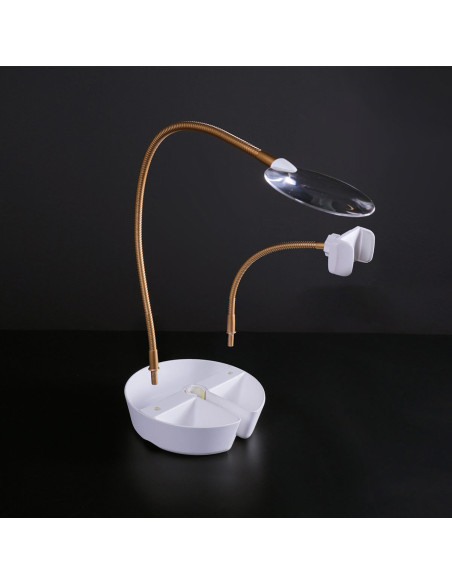 Lampada da terra con lente d'ingrandimento, vassoio e pinza per telefono Daylight Anita