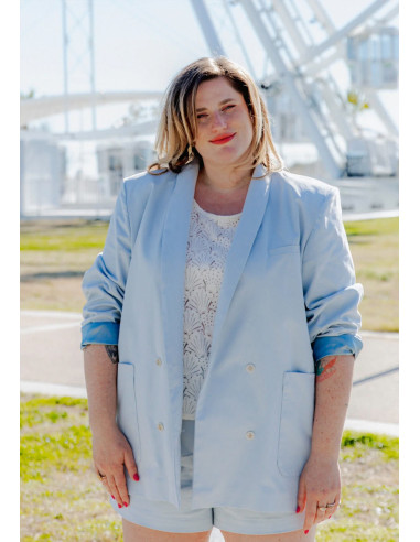 Modello di blazer Mimosa - Maison Fauve