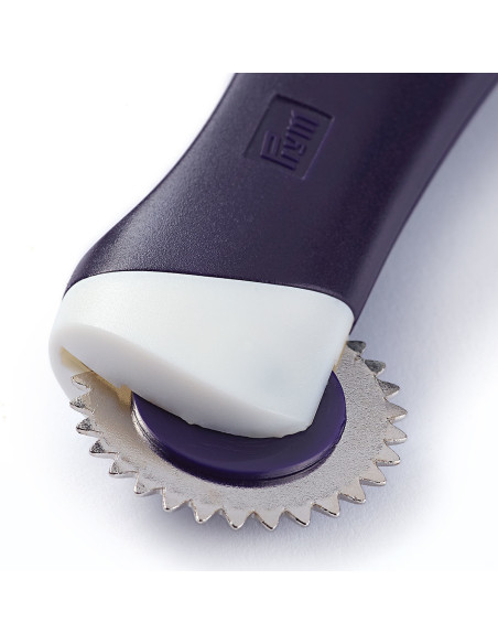 Rotella a motivo dentellato ergonomico