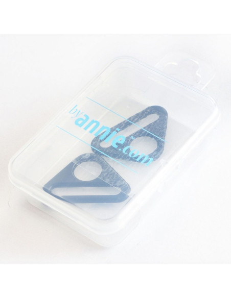 Set di 2 anelli triangolari passanti 25 mm nero