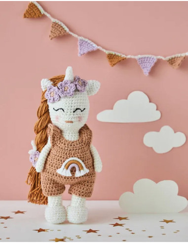 Libro di bambole e amigurumi fantastici all'uncinetto