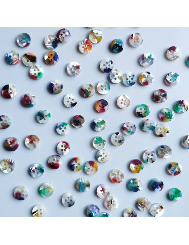 Confezione di 15 bottoni in biorisina 10 mm 4 fori - Painterly