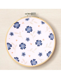 Kit ricamo - Fiori blu 2