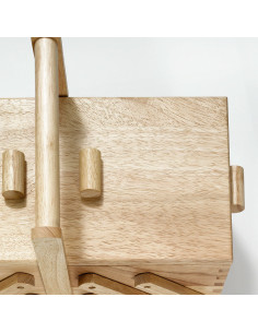 Lavoratrice sartoriale in legno chiaro M 2