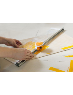 Combinato taglierina rotante e righello 6" x 24" Fiskars 2