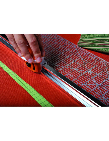 Combinato taglierina rotante e righello 6" x 24" Fiskars
