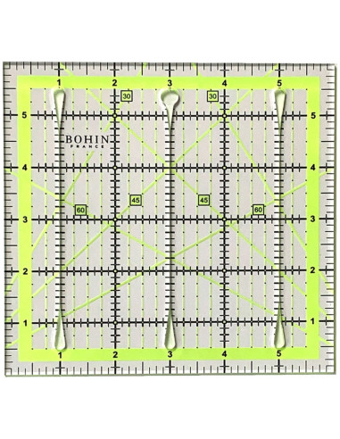 Righello patchwork con fessure di taglio Bohin 6 x 6 pollici