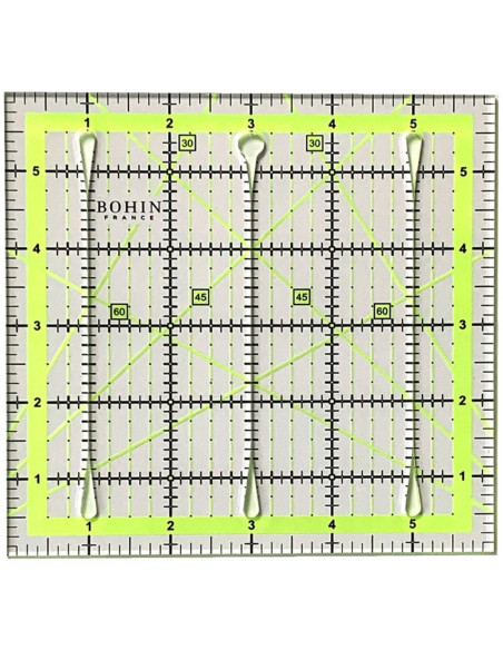Righello patchwork con fessure di taglio Bohin 6 x 6 pollici