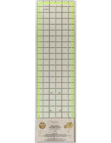 Righello patchwork con scanalature di taglio Bohin 6 x 24 pollici