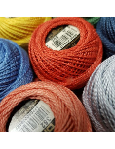 Gomitolo di cotone perlato DMC n° 5